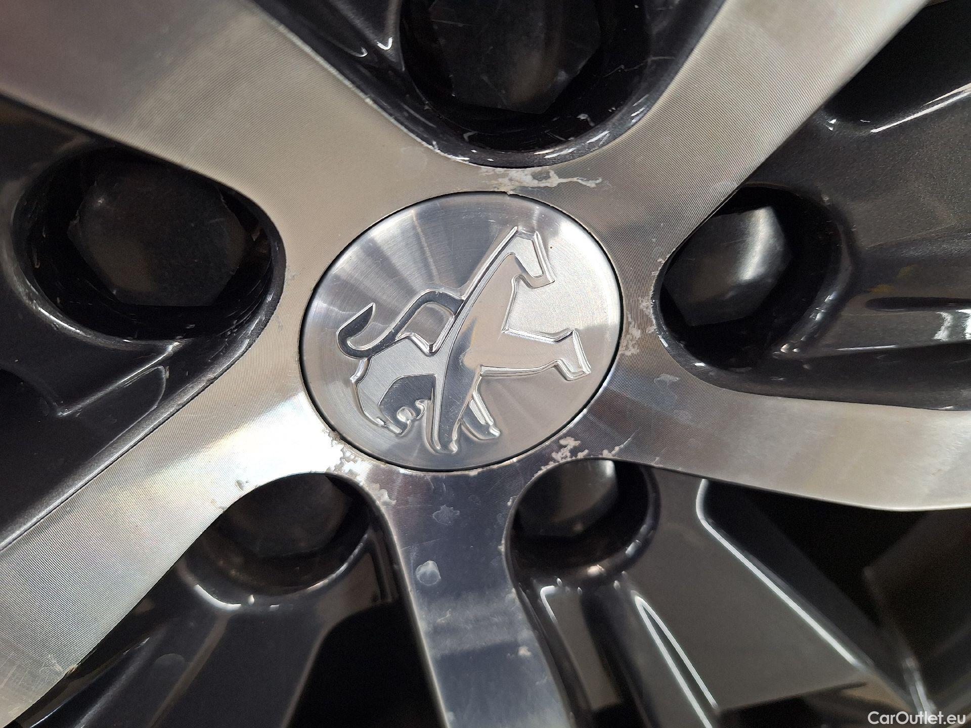  Peugeot  5008 Peugeot,  FL'20,  1.5BHDi 96kW Allu.Pac.Aut #23