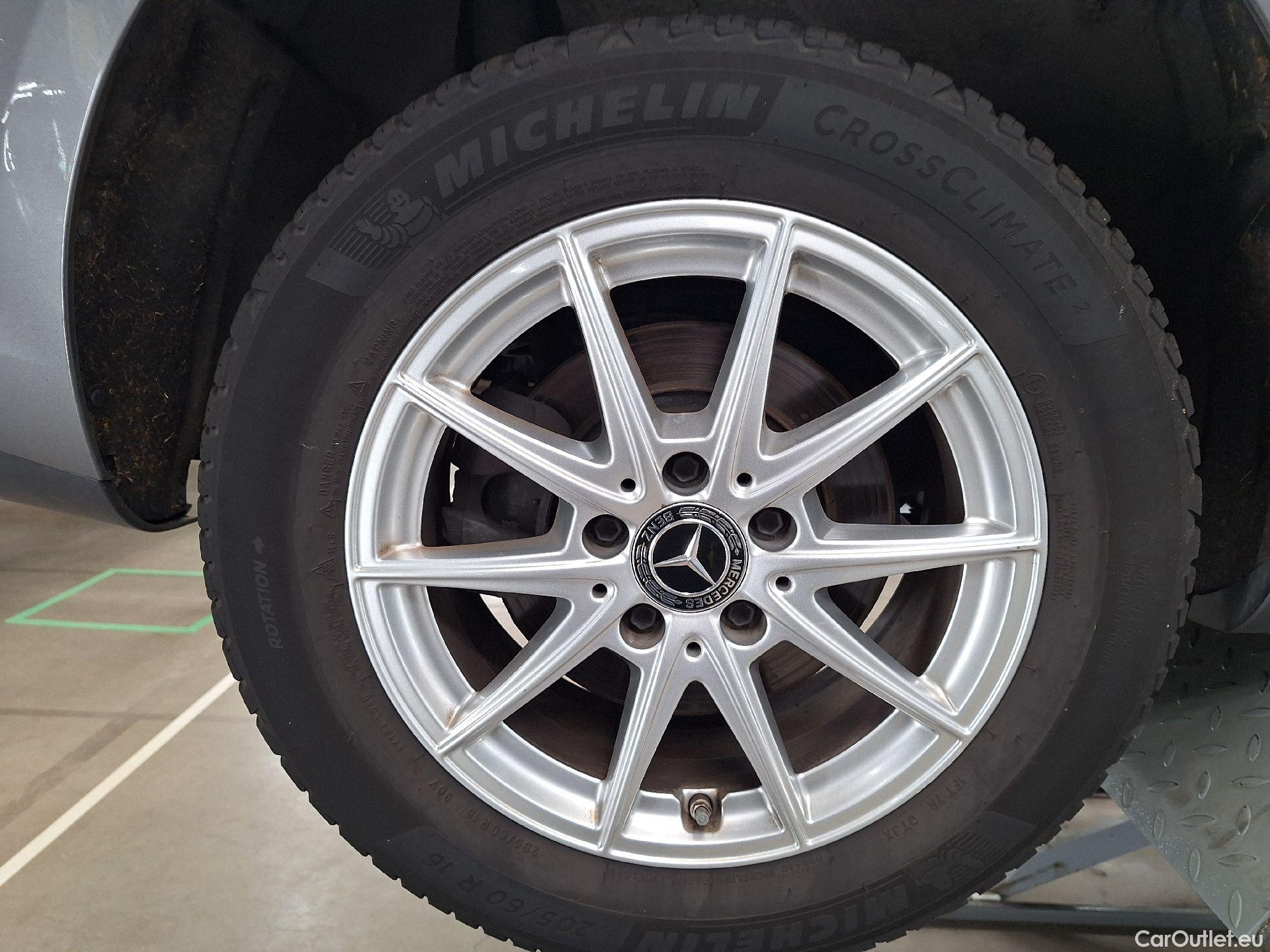  Mercedes  CLA-Klasse Mercedes, CLA-Class SB '19, CLA SB 180 d Bus.Sol.Essen.Aut #19