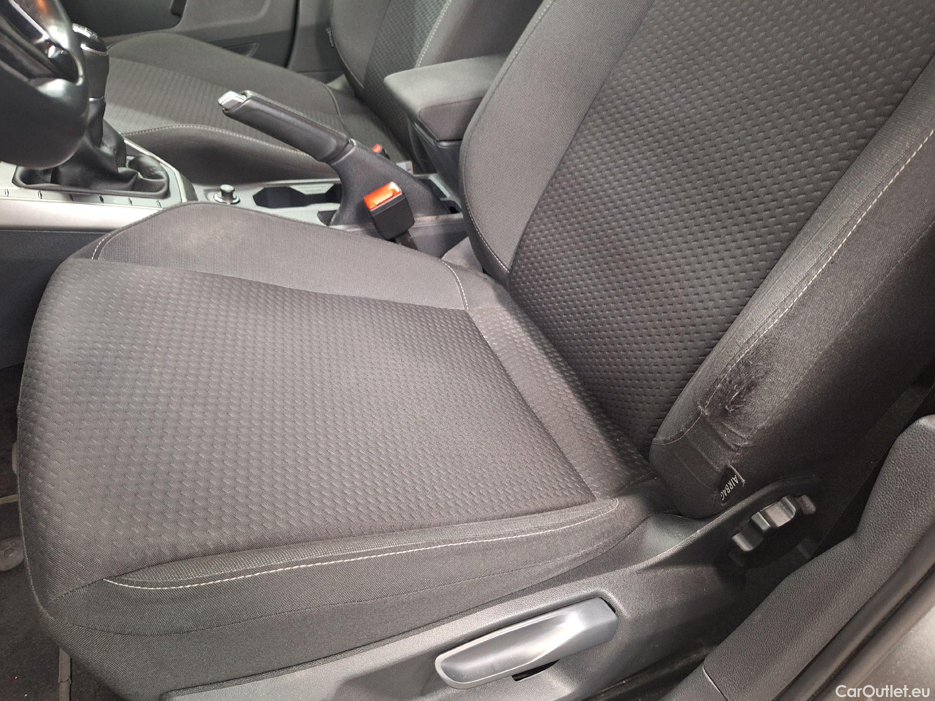  Volkswagen  Polo VW,  '17,  1.0 59kW Comfortline 5d #23