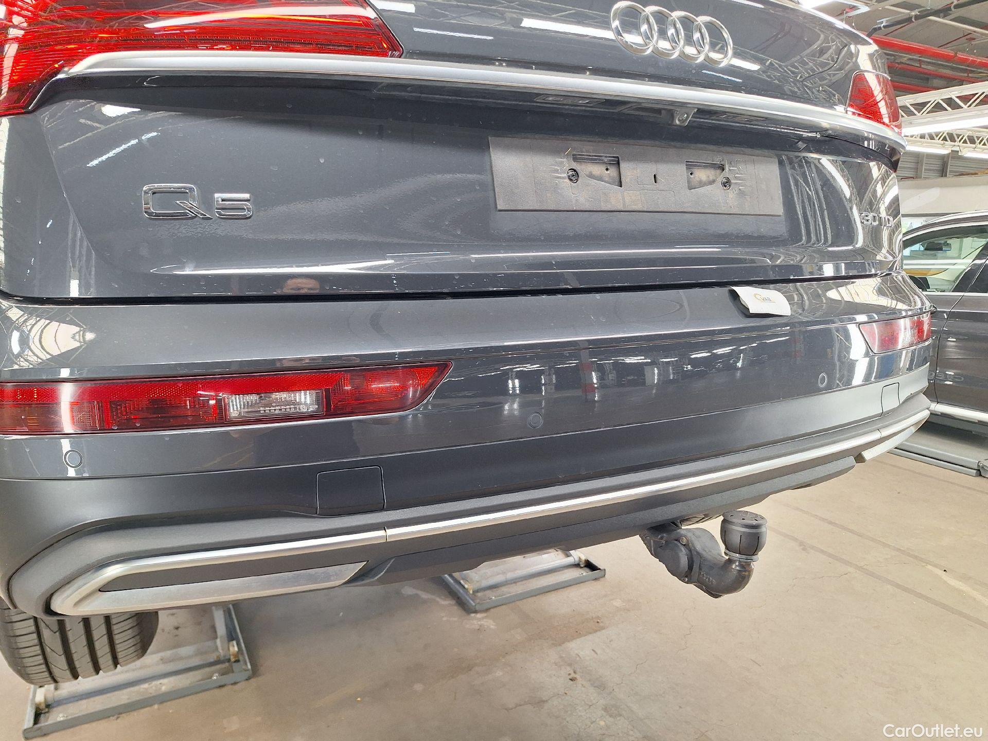  Audi  Q5 Audi,  FL'20,  30 TDi 100kW B.E.Attra.Str. #16