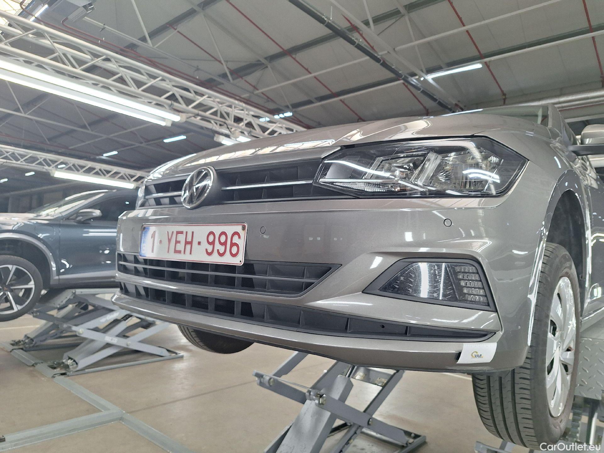 Volkswagen  Polo VW,  '17,  1.0 59kW Comfortline 5d #14
