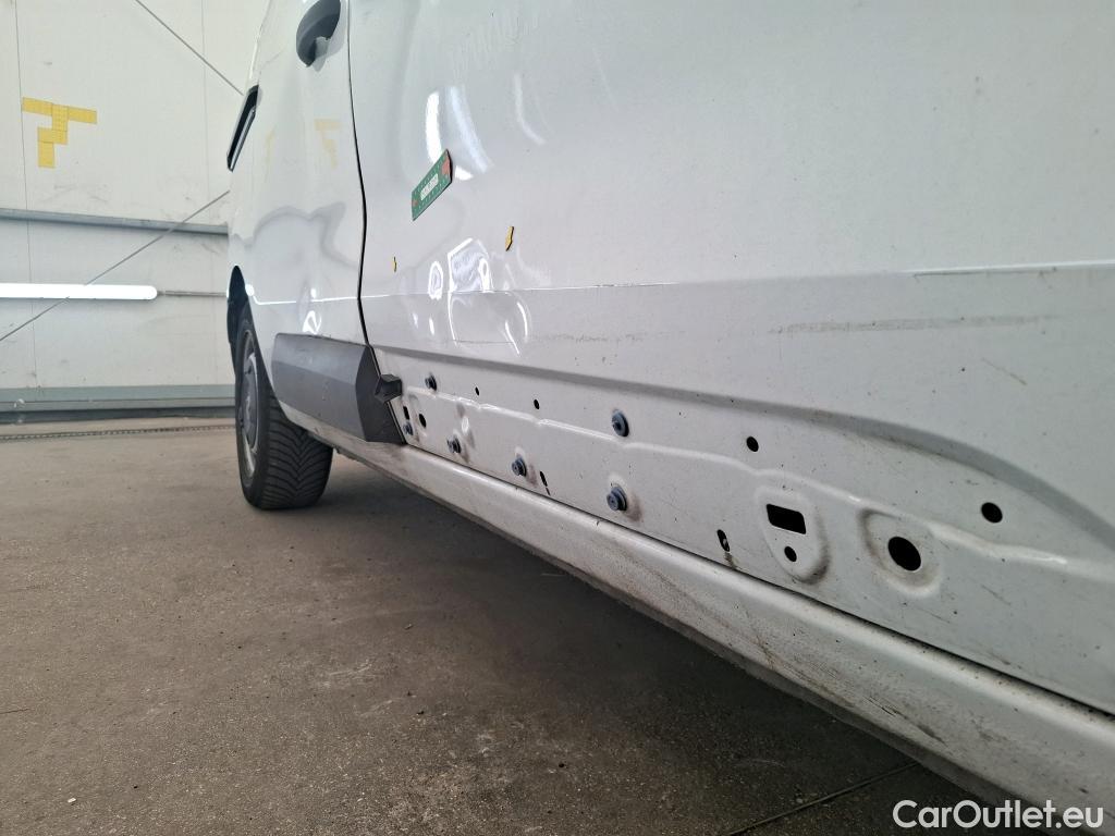  Renault  EXPRESS RENAULT  / 2021 / 4P / Fourgonnette Confort - Blue dCi 95-22 #11