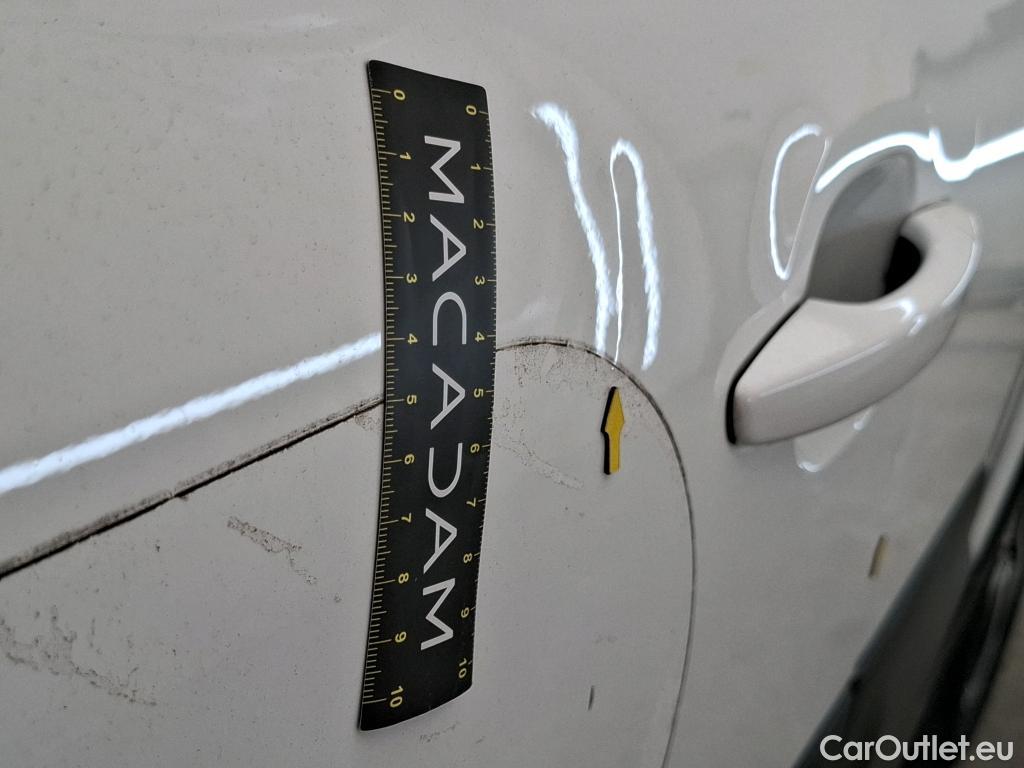  Citroen  C3  Société Feel 1.5 BlueHDI 100CV BVM6 E6d #4