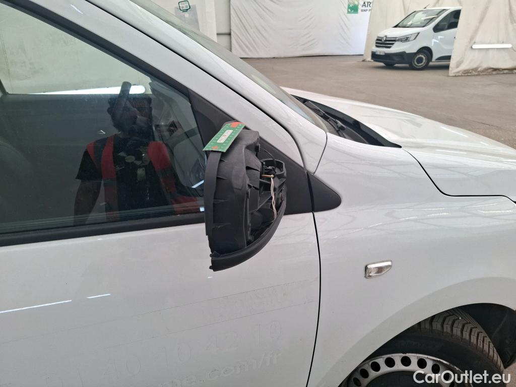 Renault  EXPRESS RENAULT  / 2021 / 4P / Fourgonnette Confort - Blue dCi 95-22 #23