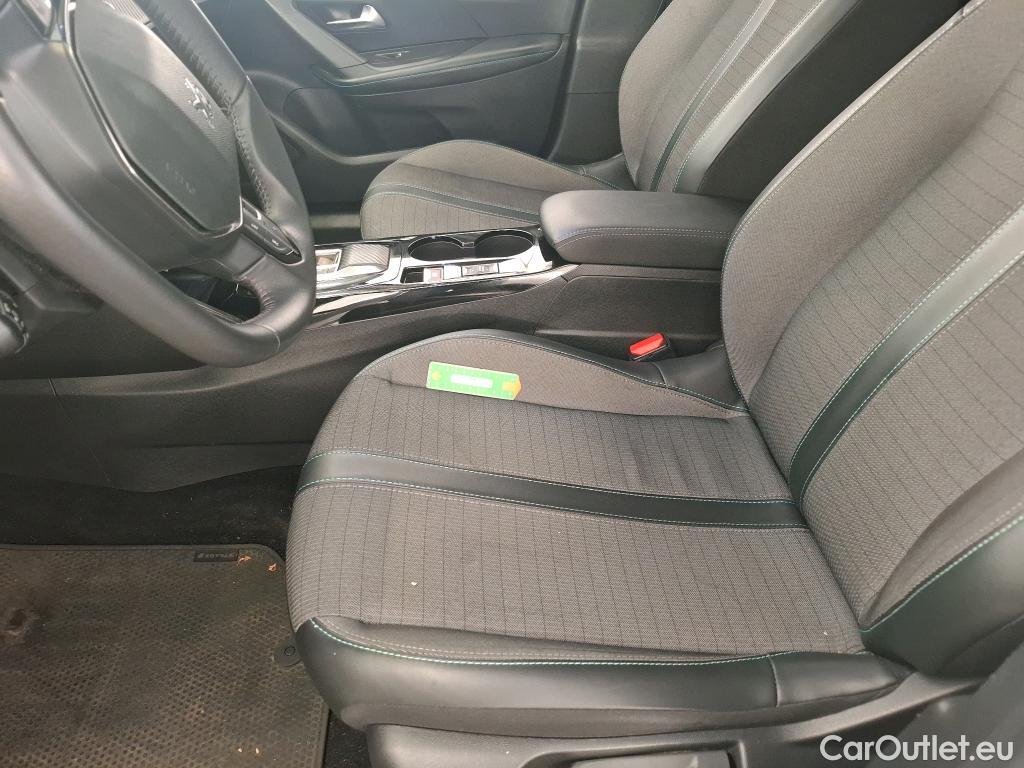  Peugeot  2008  Allure 1.2 PureTech 130CV BVA8 E6d #10