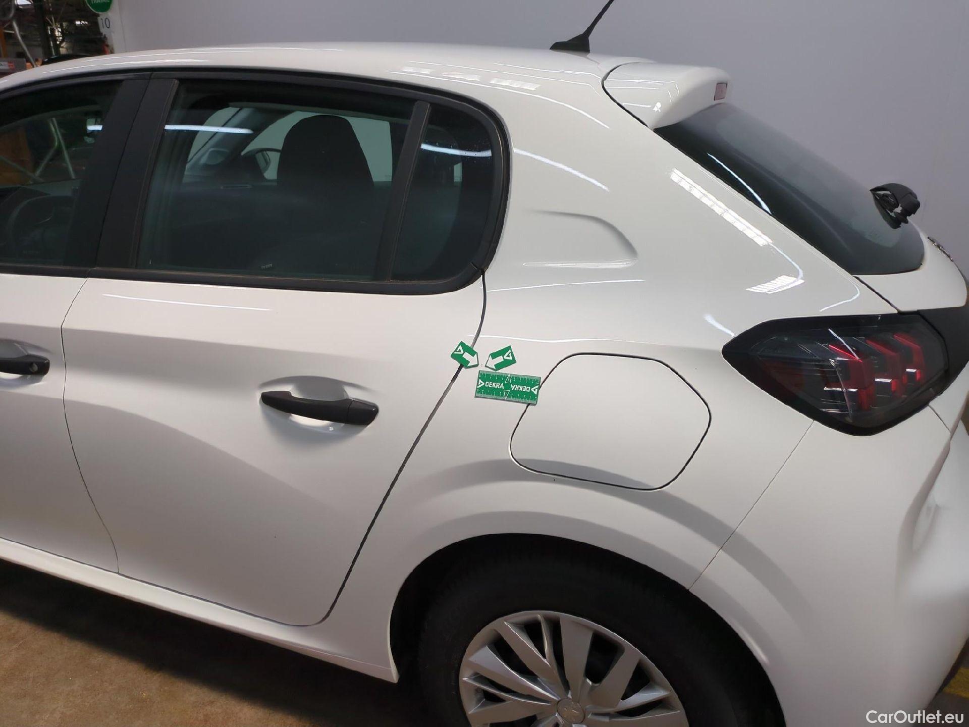  Peugeot  208 PEUGEOT  / 2019 / 5P / Berline Puretech 75 S&S LIKE #10