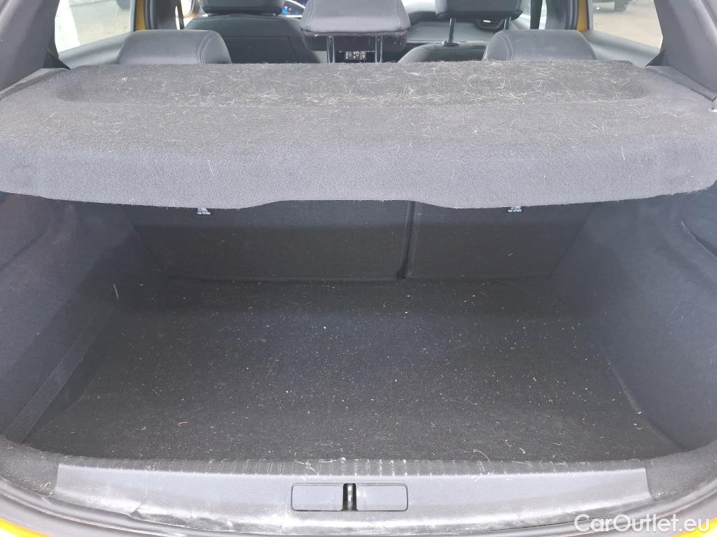  Peugeot  208  Allure Business 1.2 PureTech 100CV BVA8 E6d #40