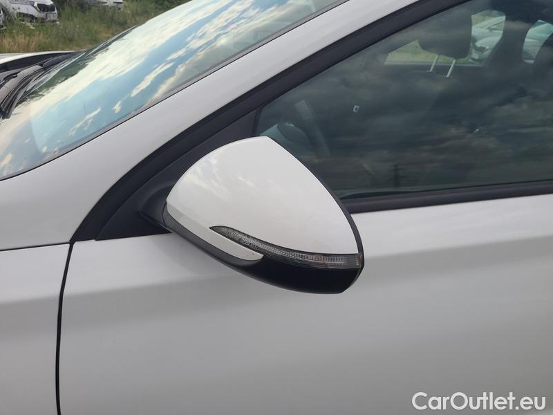  Hyundai  i30   cw (PD)(2017->)  kom.1.5i Family Comfort 5d #6