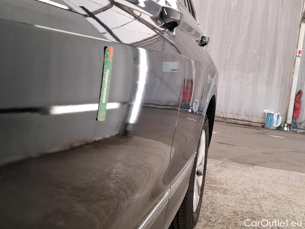  Volkswagen  Tiguan VOLKSWAGEN  / 2020 / 5P / SUV 1.5 TSI 150 DSG7 Life Busines #7