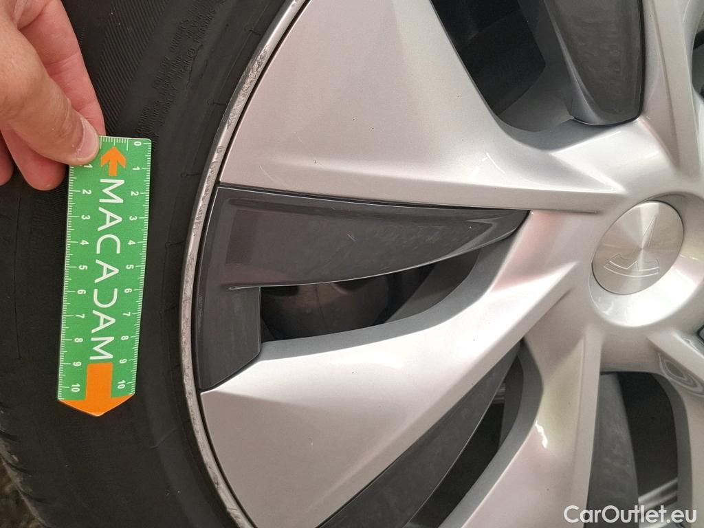  Tesla  Model Y TESLA  / 2020 / 5P / SUV Grand Autonomie Dual Motor AWD #45