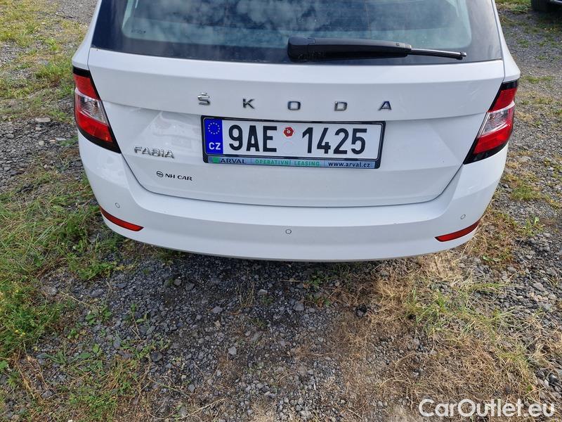  Skoda  Fabia  Combi (2015) Com.1.0TSI 70 Ambition 5d #19