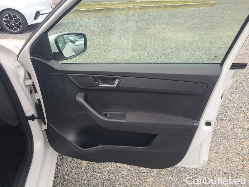  Skoda  Fabia  Combi (2015)  Com.1.0TSI 70 Ambition #9