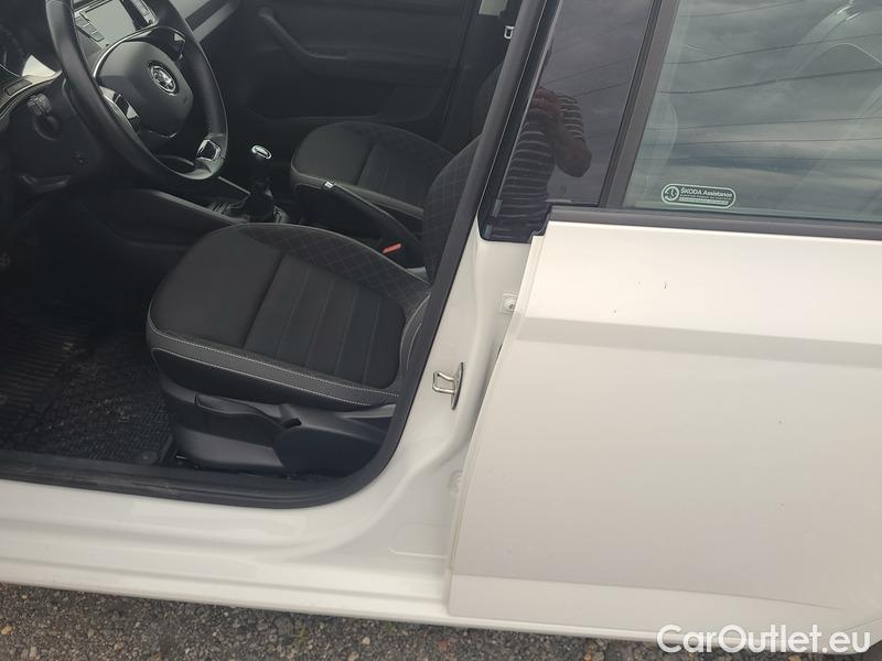  Skoda  Fabia  Combi (2015)  Com.1.0TSI 70 Ambition #19