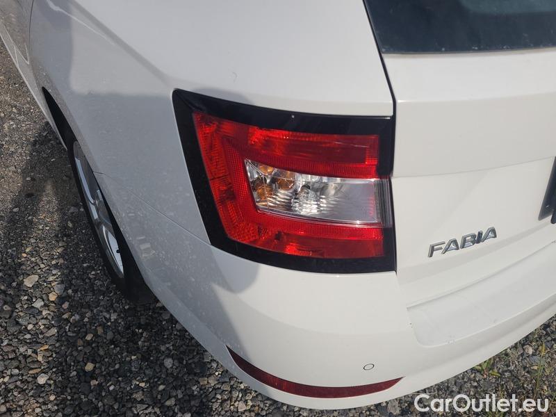  Skoda  Fabia  Combi (2015) Com.1.0TSI 70 Ambition 5d #7