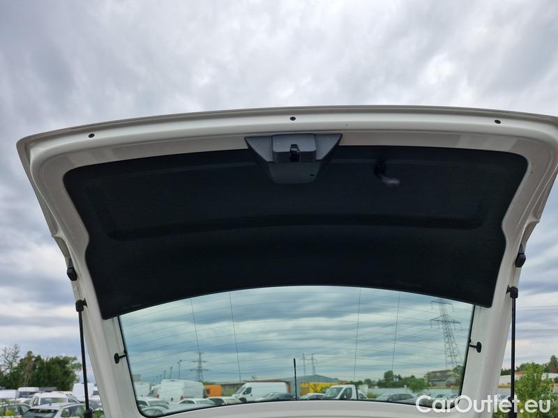  Skoda  Fabia  (PJ3) (2021) Com.1.0TSI 70 Ambition 5d #13