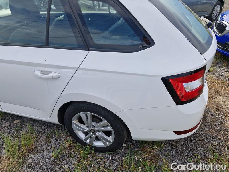  Skoda  Fabia  Combi (2015) Com.1.0TSI 70 Ambition 5d #18