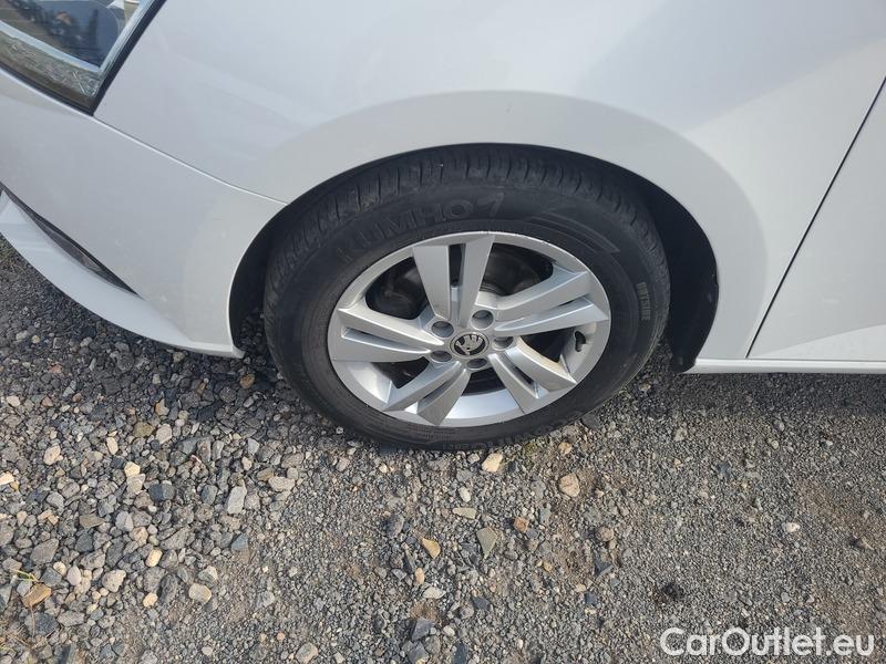  Skoda  Fabia  Combi (2015) Com.1.0TSI 70 Ambition 5d #3