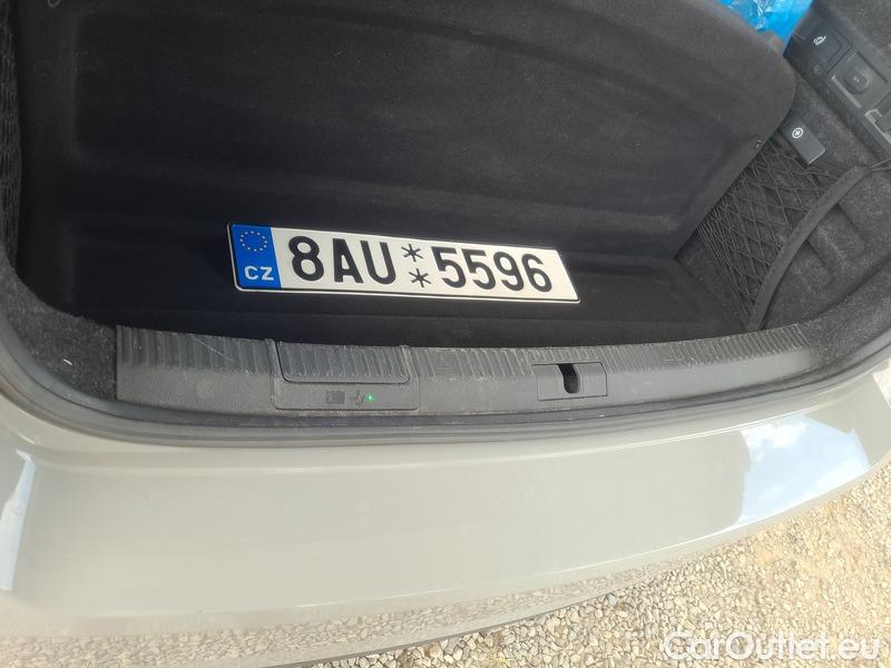  Skoda  Superb  2 (2008) Supe.FL1.5TSI 110 Sportline AT #11
