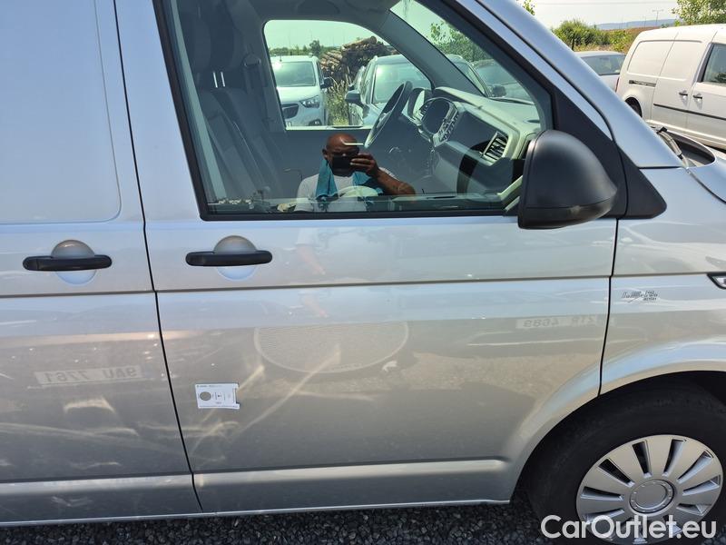  Volkswagen  Transporter T6.1  Kombi  (SH)(10.2019->) T6 Com.2.0TDI 150 4d #15