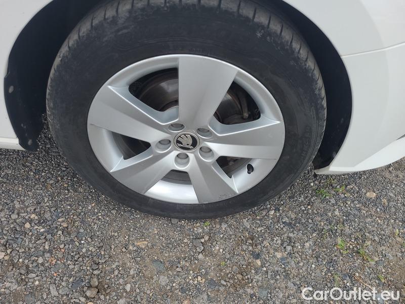  Skoda  Fabia  Combi (2015)  Com.1.0TSI 70 Ambition #8