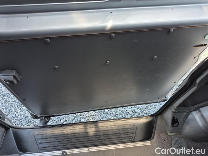  Volkswagen  Transporter T6.1  Kombi  (SH)(10.2019->) T6 Com.2.0TDI 150 4d #14