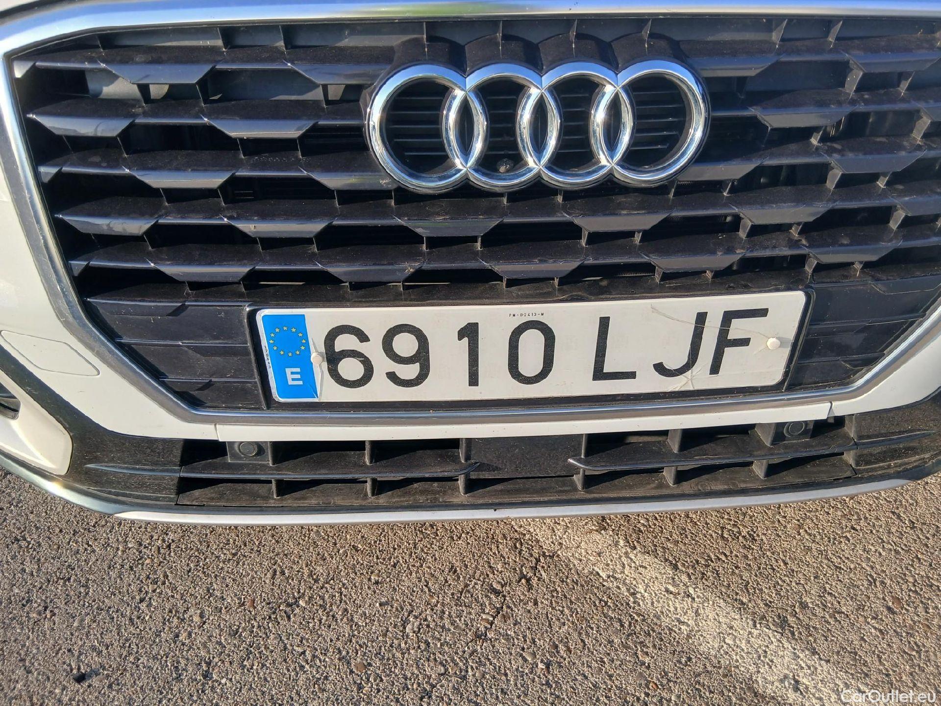  Audi  Q2 AUDI  / 2016 / 5P / todoterreno Design 30 TFSI 85kW (116CV) (AC) #12