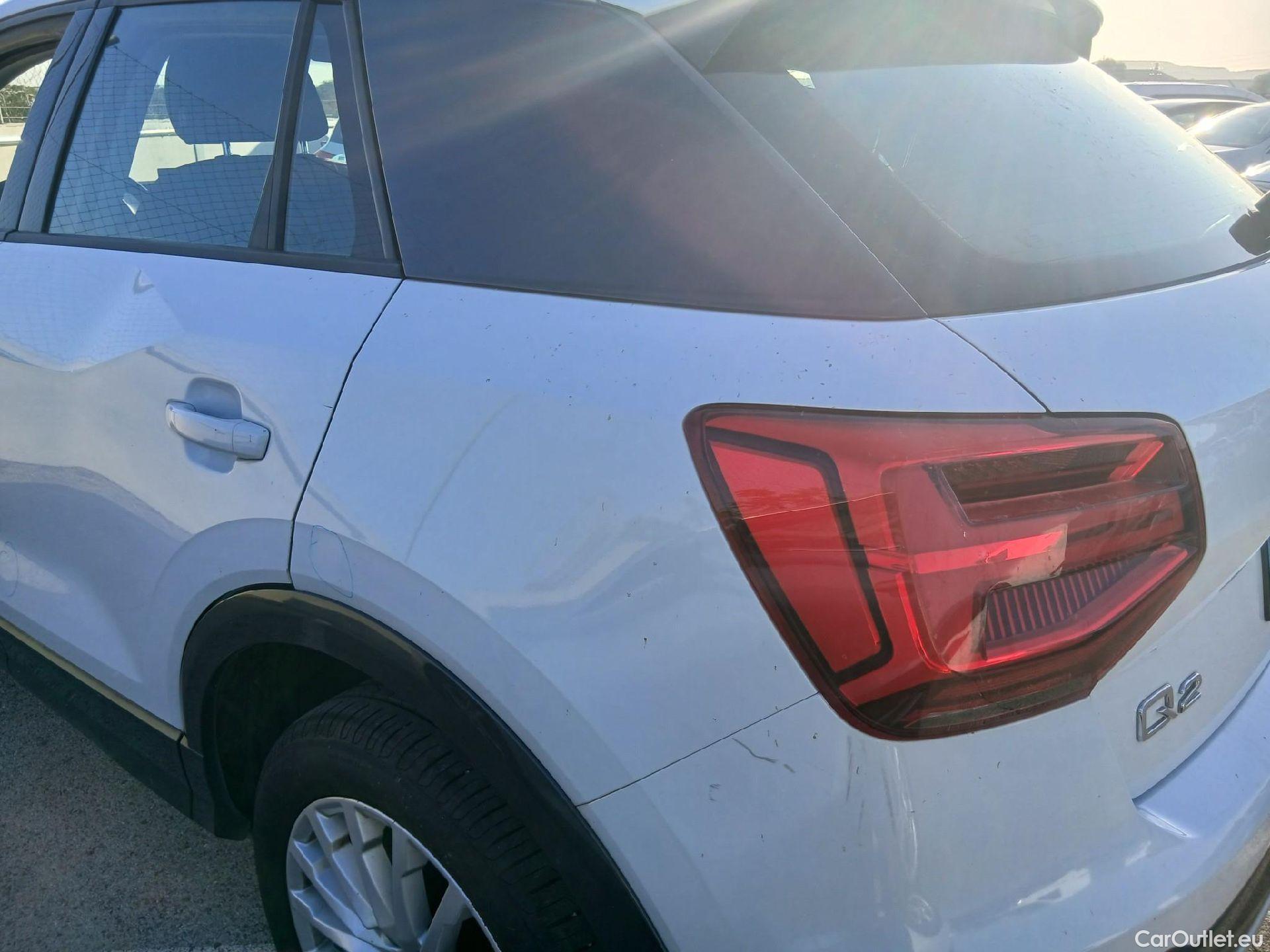  Audi  Q2 AUDI  / 2016 / 5P / todoterreno Design 30 TFSI 85kW (116CV) (AC) #29