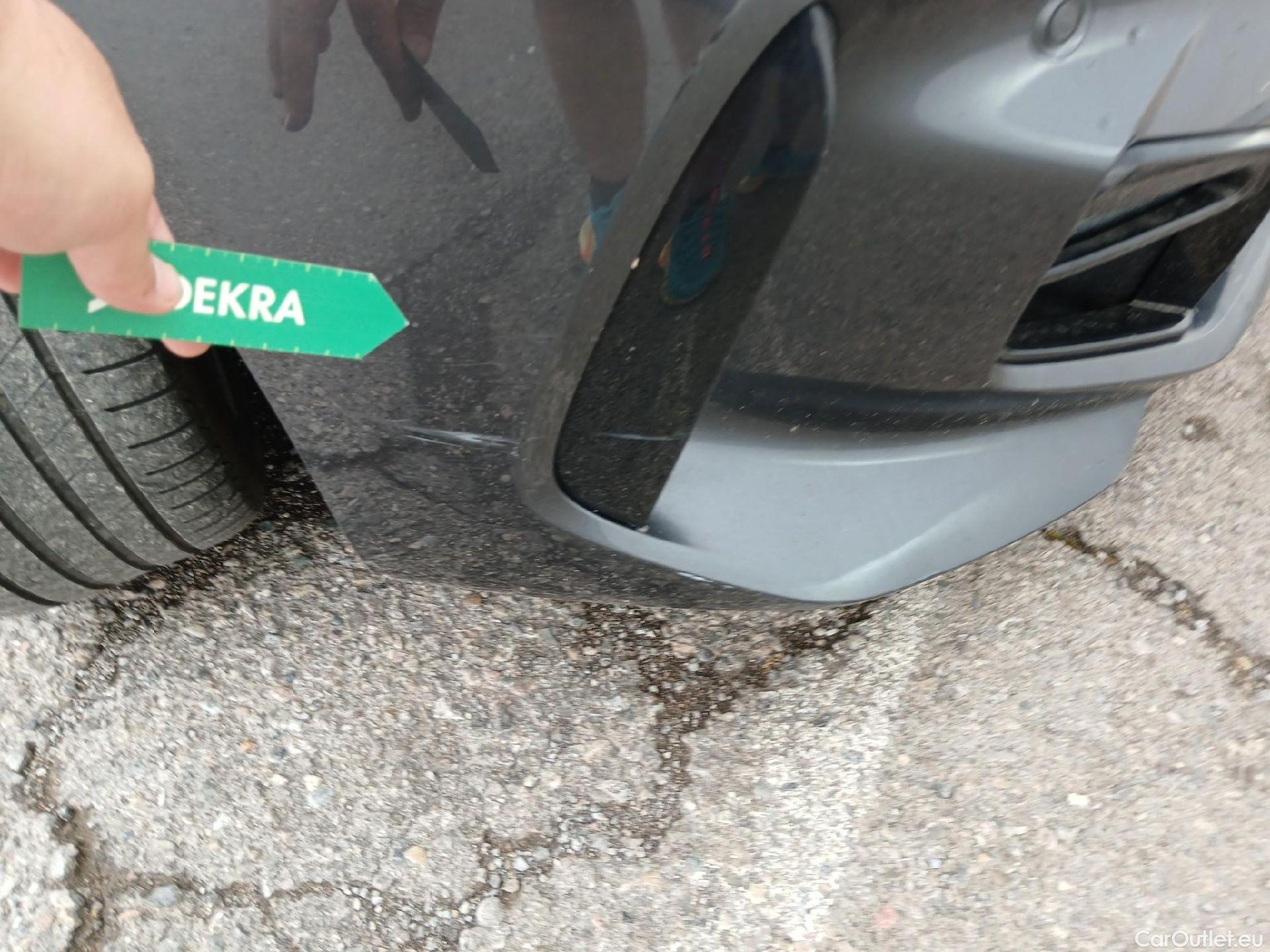  Bmw  Serie 1 BMW  / 2019 / 5P / berlina con portón 118d #PAQUETE M# #7