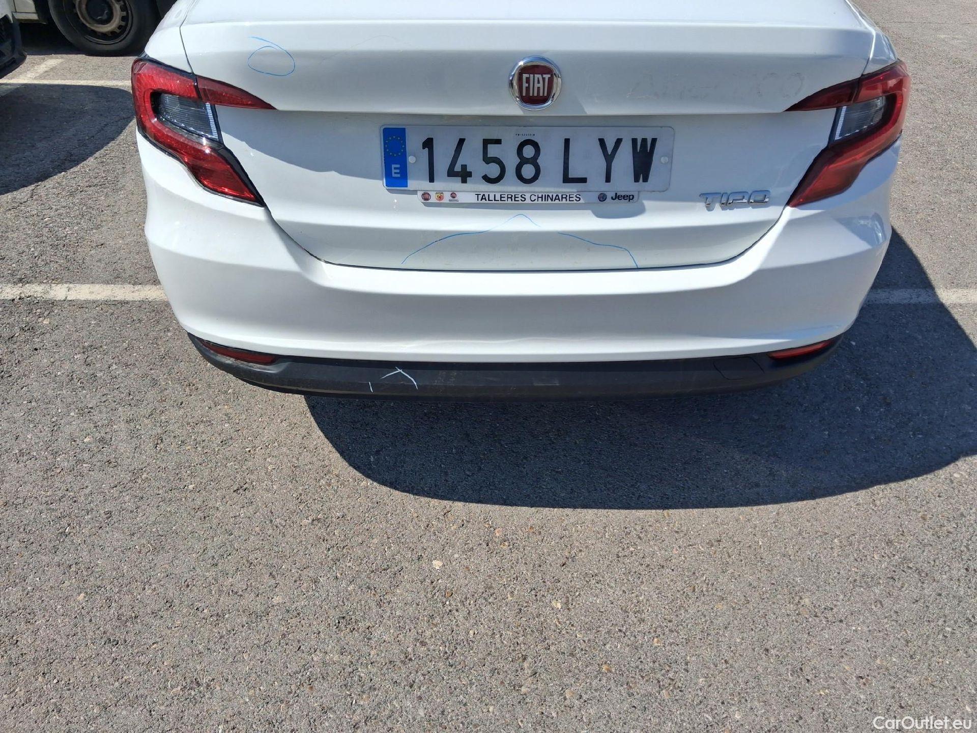  Fiat  Tipo FIAT  / 2020 / 4P / sedán Sedan City Life 1.3 Mjet Diesel 70kW #28