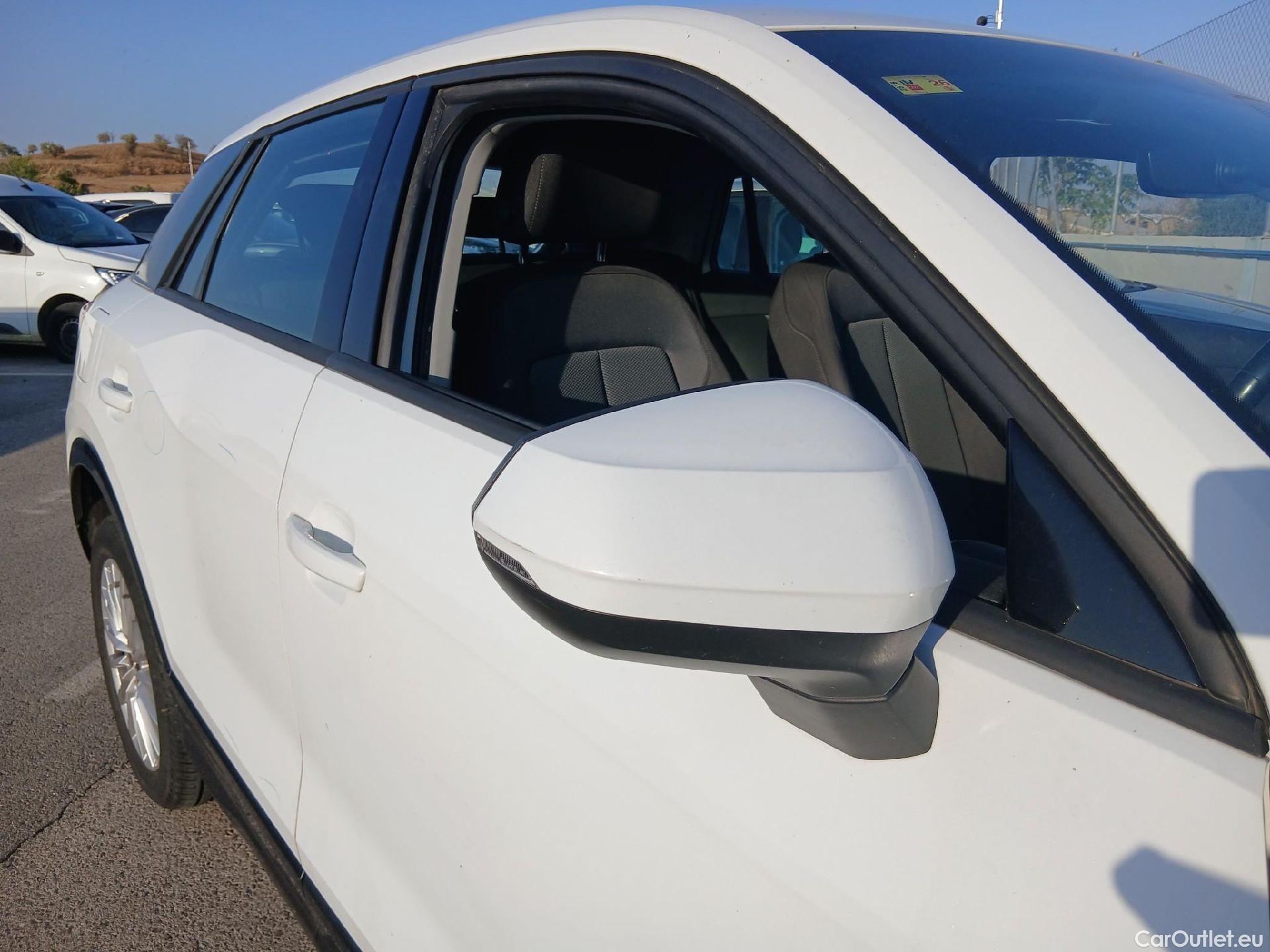  Audi  Q2 AUDI  / 2016 / 5P / todoterreno Design 30 TFSI 85kW (116CV) (AC) #50