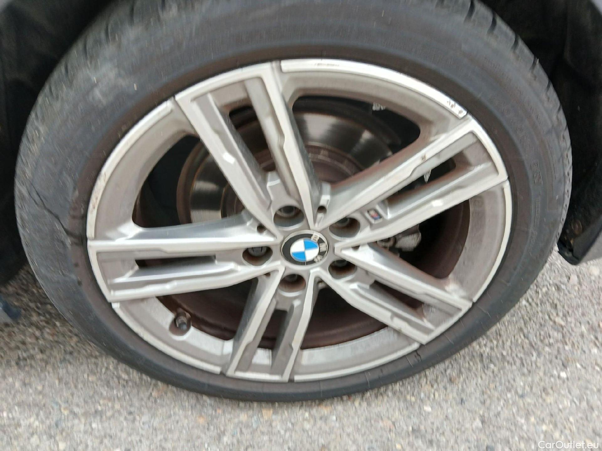  Bmw  Serie 1 BMW  / 2019 / 5P / berlina con portón 118d #PAQUETE M# #21
