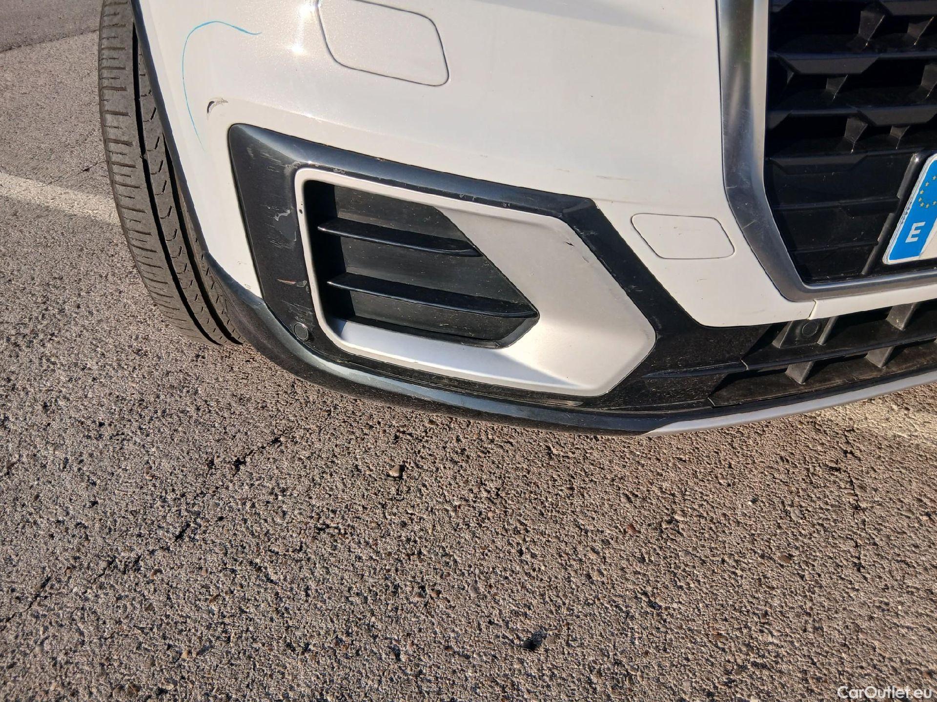  Audi  Q2 AUDI  / 2016 / 5P / todoterreno Design 30 TFSI 85kW (116CV) (AC) #6