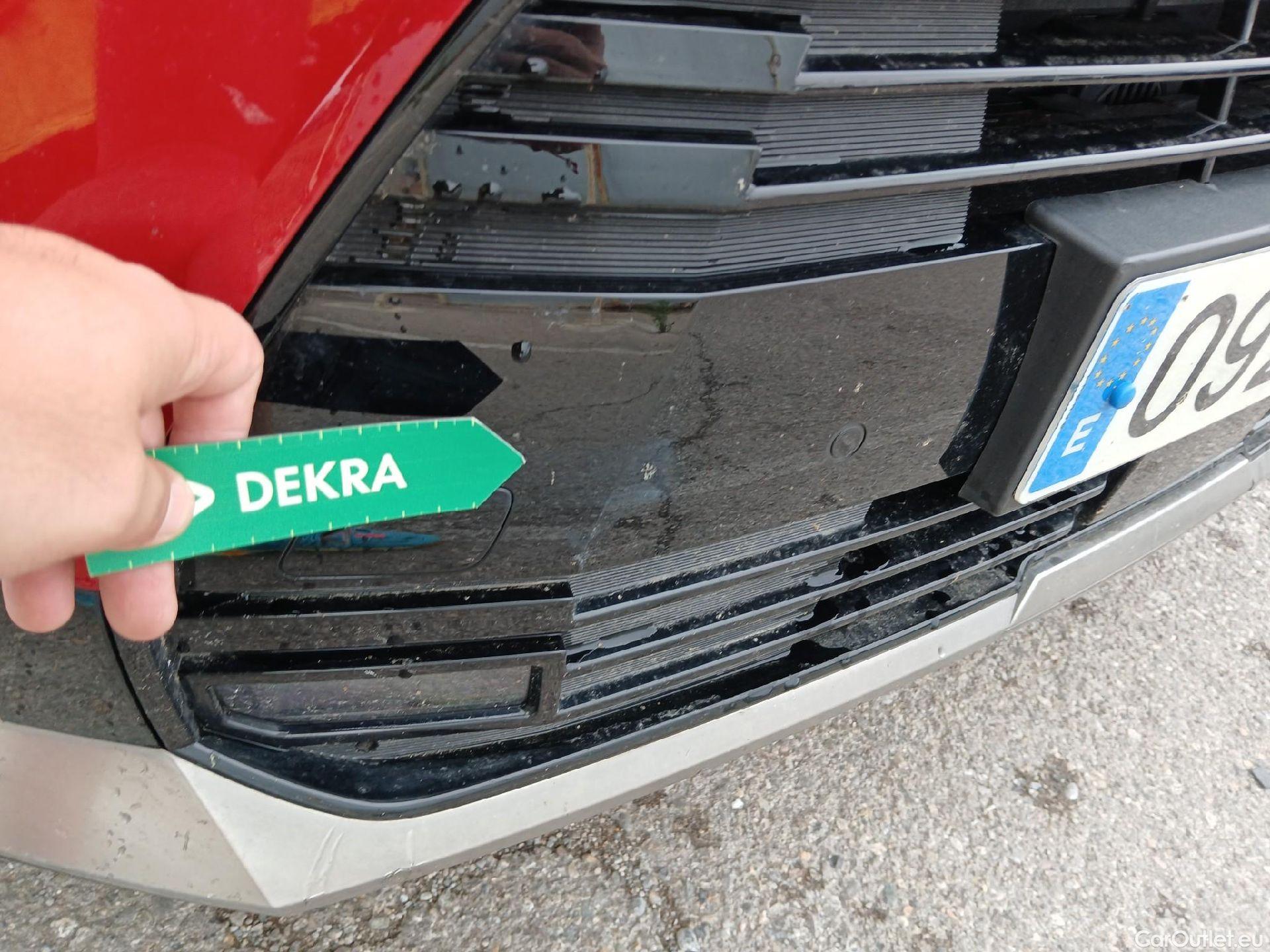  KIA  Niro KIA  / 2022 / 5P / crossover 1.6 GDi PHEV 135kW (183CV) Drive #14