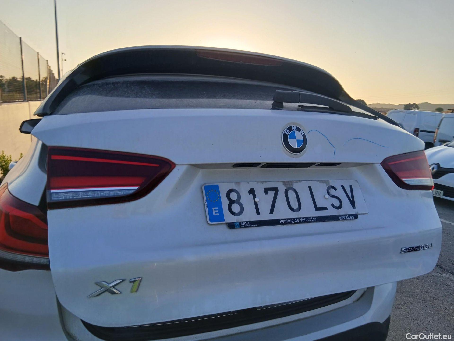  Bmw  X1 BMW  / 2019 / 5P / todoterreno sDrive18dA Corporate (AC2) #21