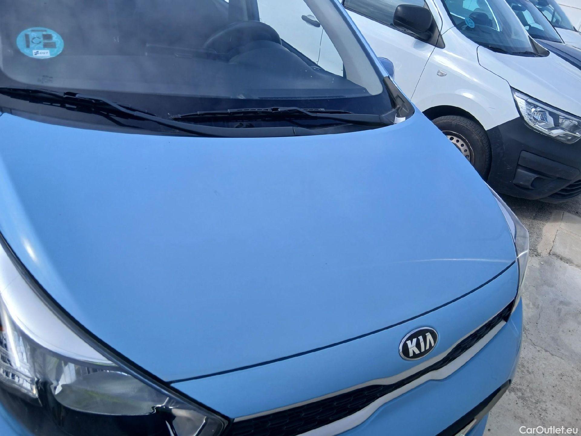  KIA  Picanto KIA  / 2020 / 5P / berlina con portón 1.0 DPi 49kW (67CV) Concept #5