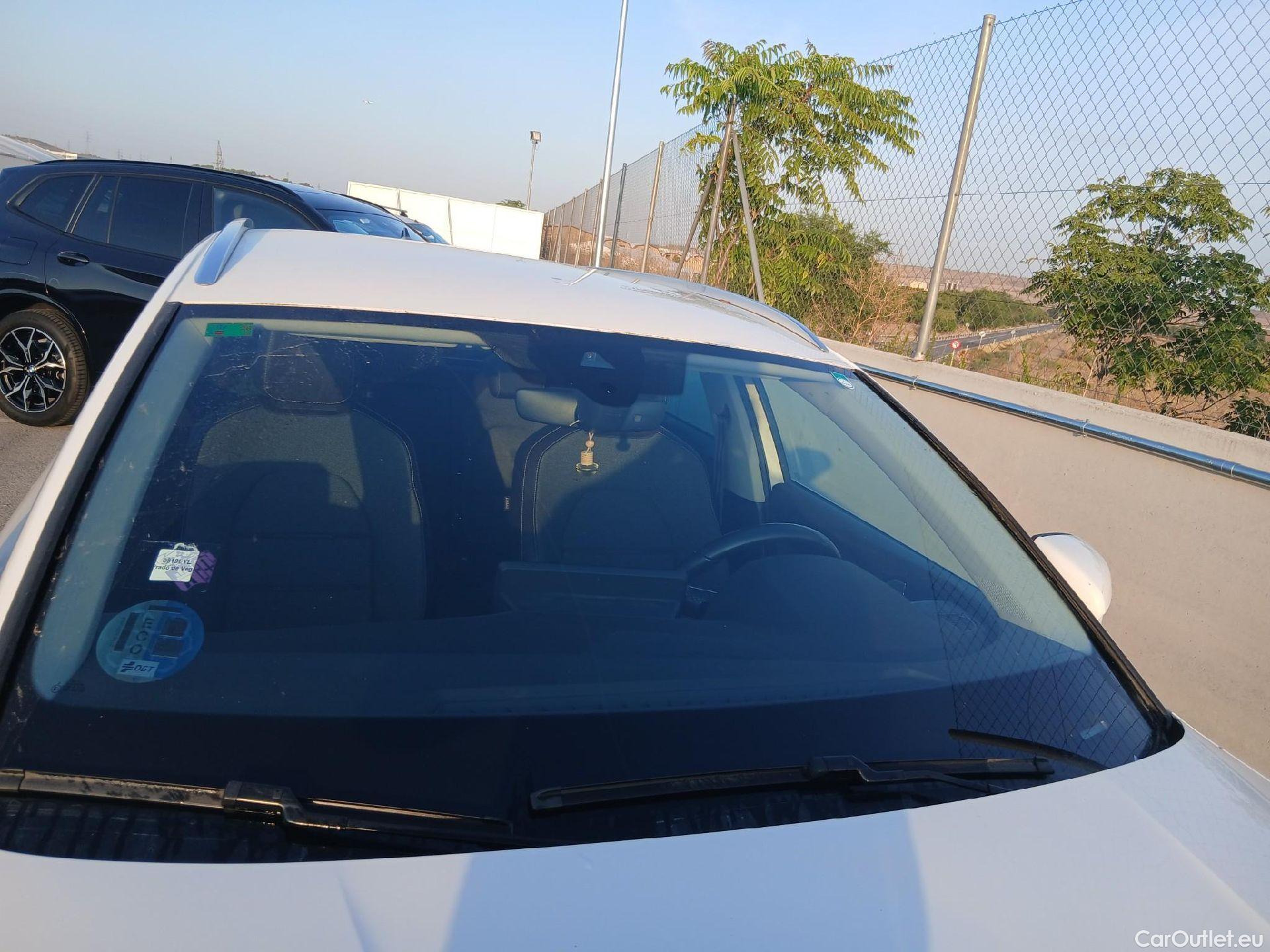  Seat  Leon SEAT Nuevo León / 2020 / 5P / familiar SP 1.5 eTSI 110kW DSG S&S Xcellence Go L #10