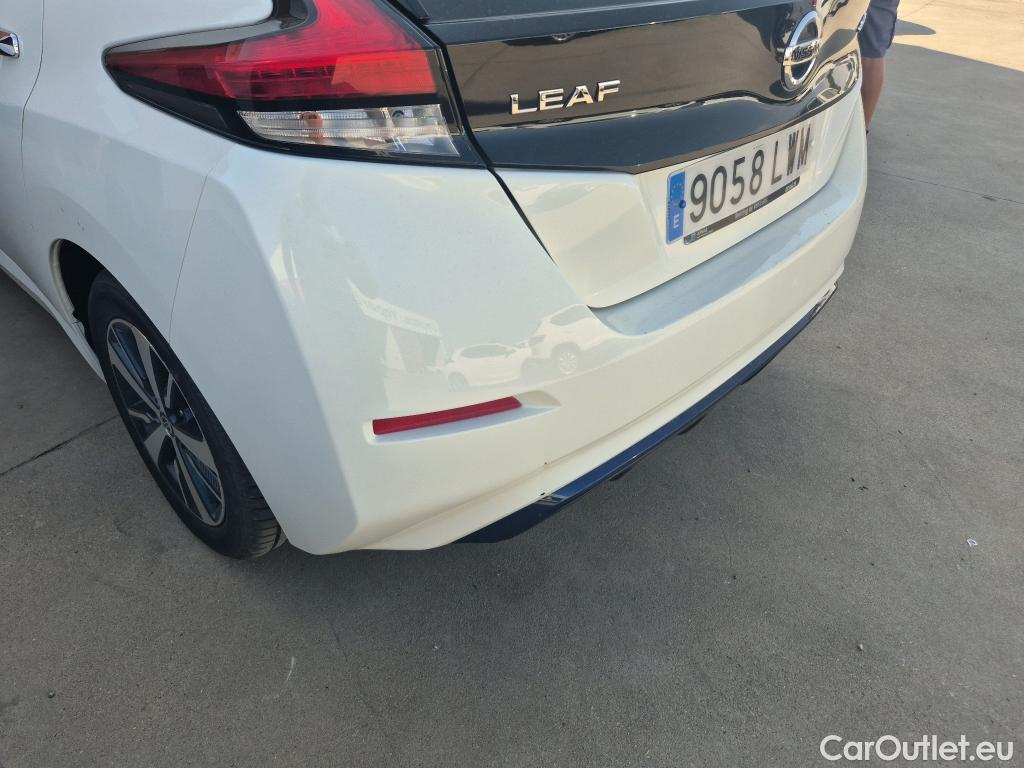  Nissan  Leaf NISSAN  / 2017 / 5P / berlina con portón 40kWh Acenta #16