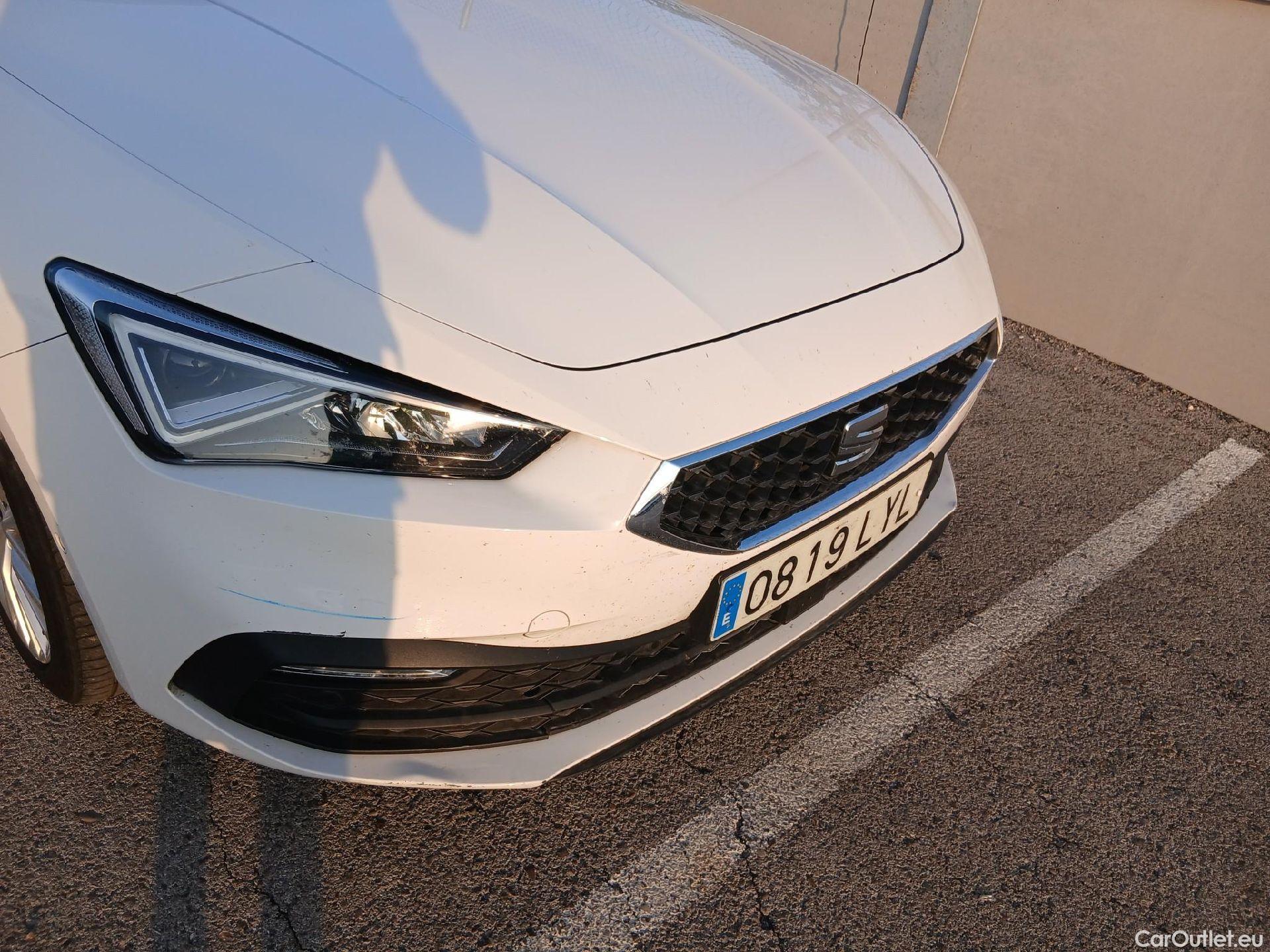  Seat  Leon SEAT Nuevo León / 2020 / 5P / familiar SP 1.5 eTSI 110kW DSG S&S Xcellence Go L #8