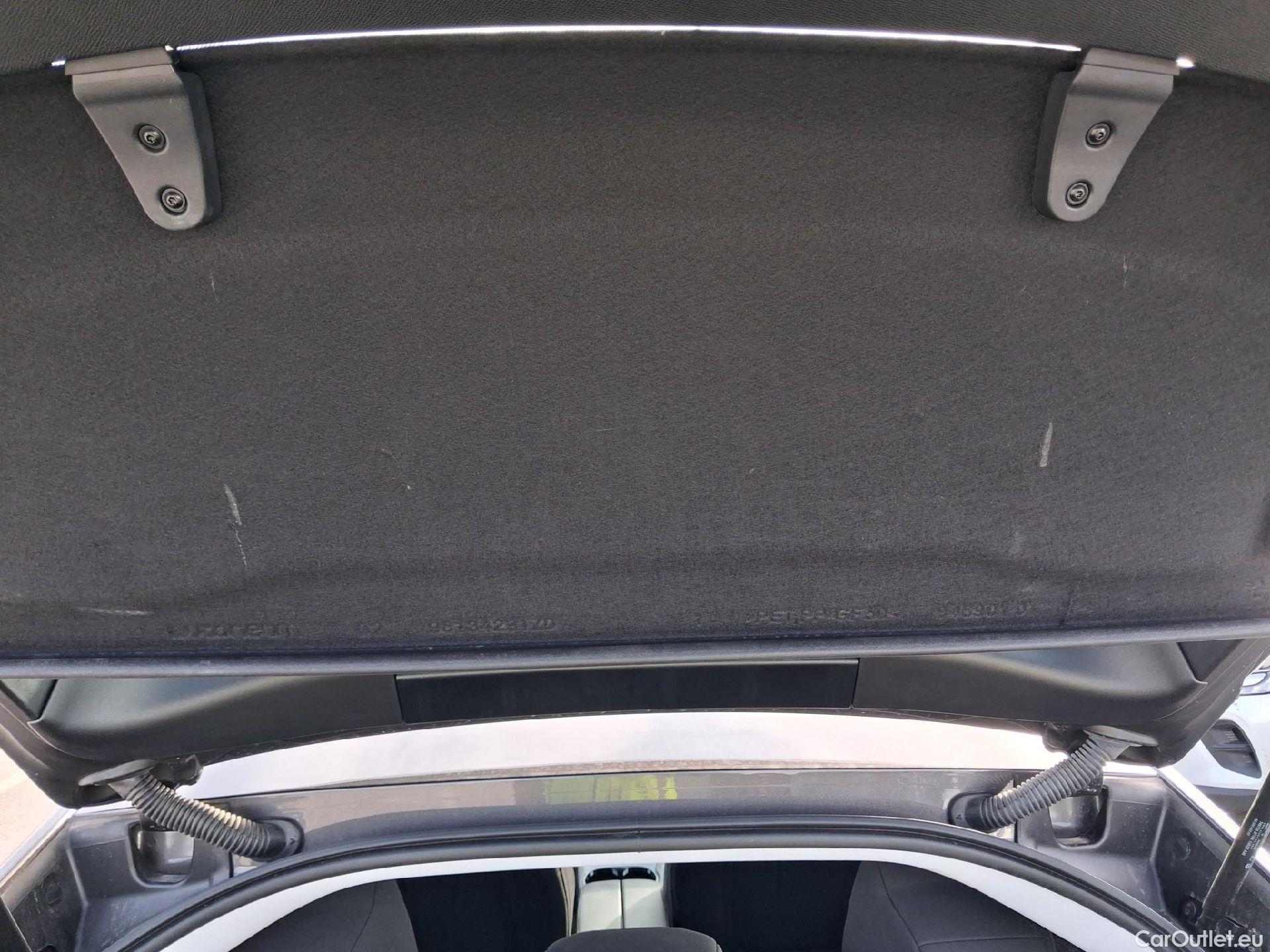  Peugeot  508 PEUGEOT  / 2018 / 5P / berlina con portón 5P Active Pack BlueHDi 130 S&S EAT8 #53