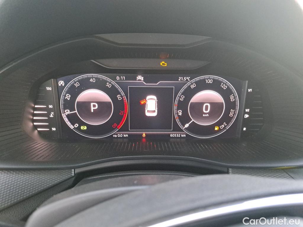  Skoda  KAMIQ SKODA  1.0 TSI 81kW (110CV) DSG Ambition (CX) #38