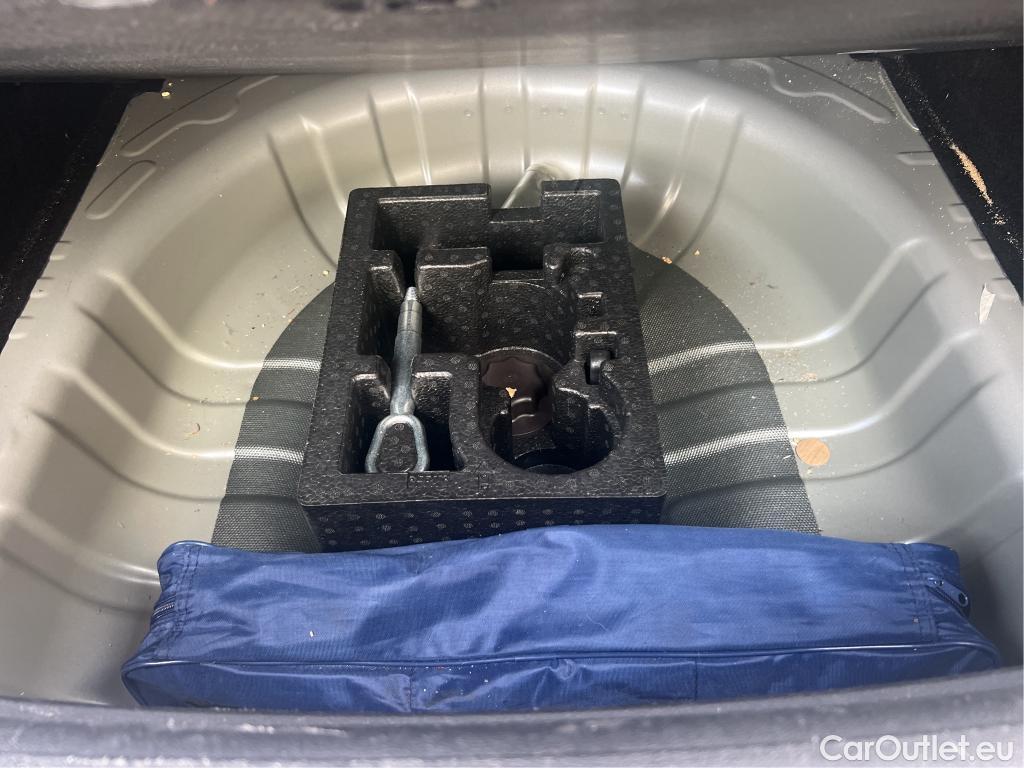  MG  ZS EV MG ZS / 2021 / 5P / todoterreno 1.0T Luxury Auto #9
