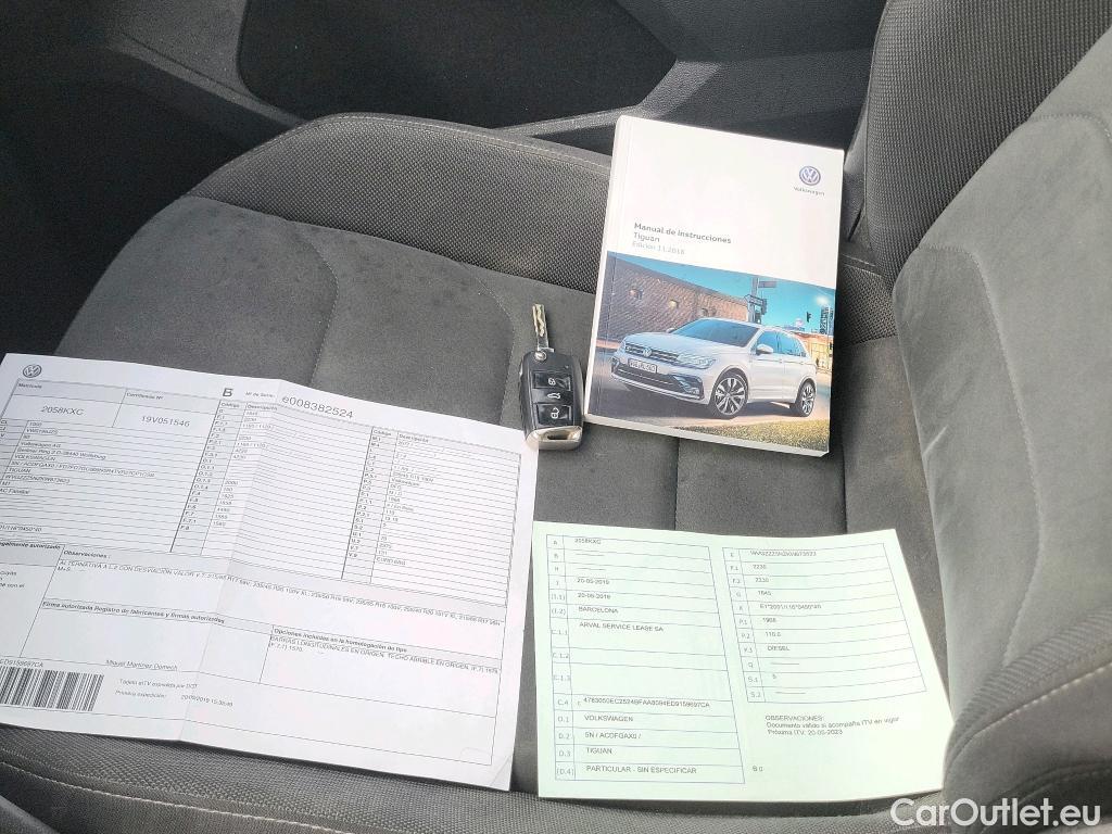  Volkswagen  Tiguan VOLKSWAGEN  / 2016 / 5P / todoterreno Sport 2.0 TDI 110kW (150CV) DSG #2