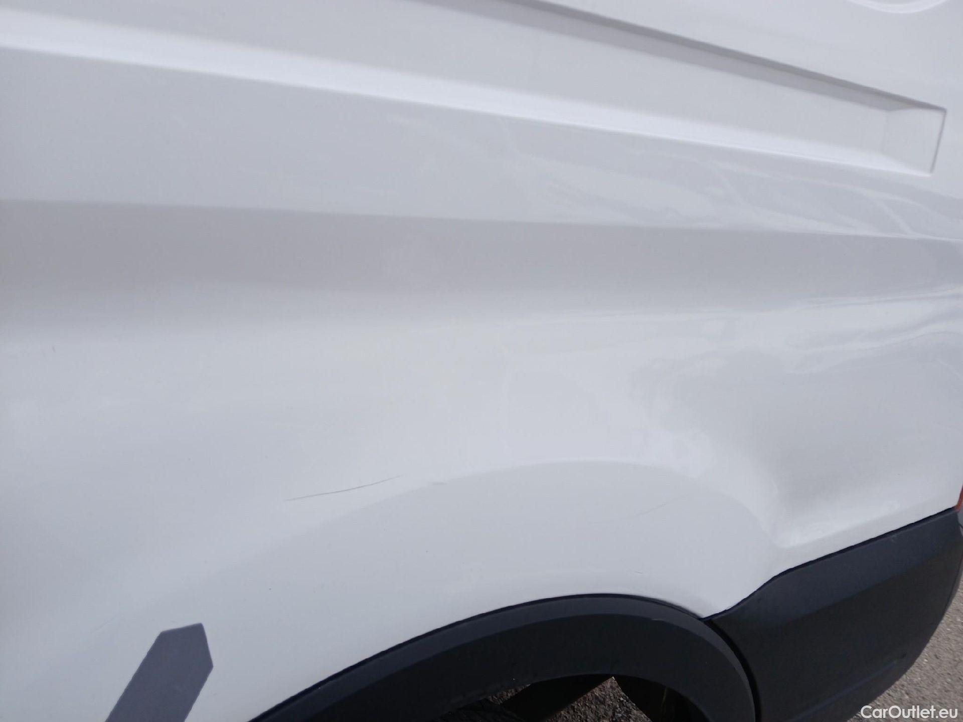  Ford  Transit FORD  / 2013 / 4P / furgón 350 96kW L3H2 Van Trend FWD #52