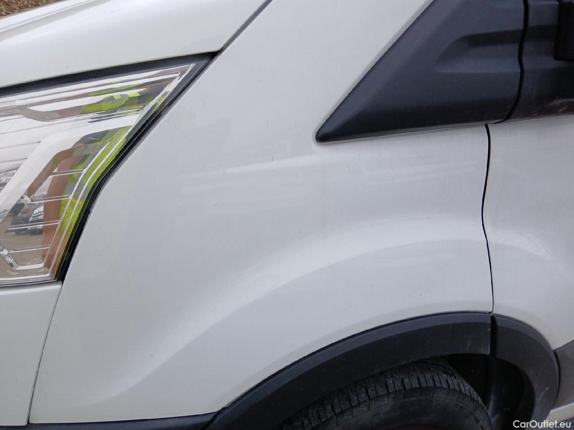  Ford  Transit FORD  / 2013 / 4P / furgón 350 96kW L3H2 Van Trend FWD #44