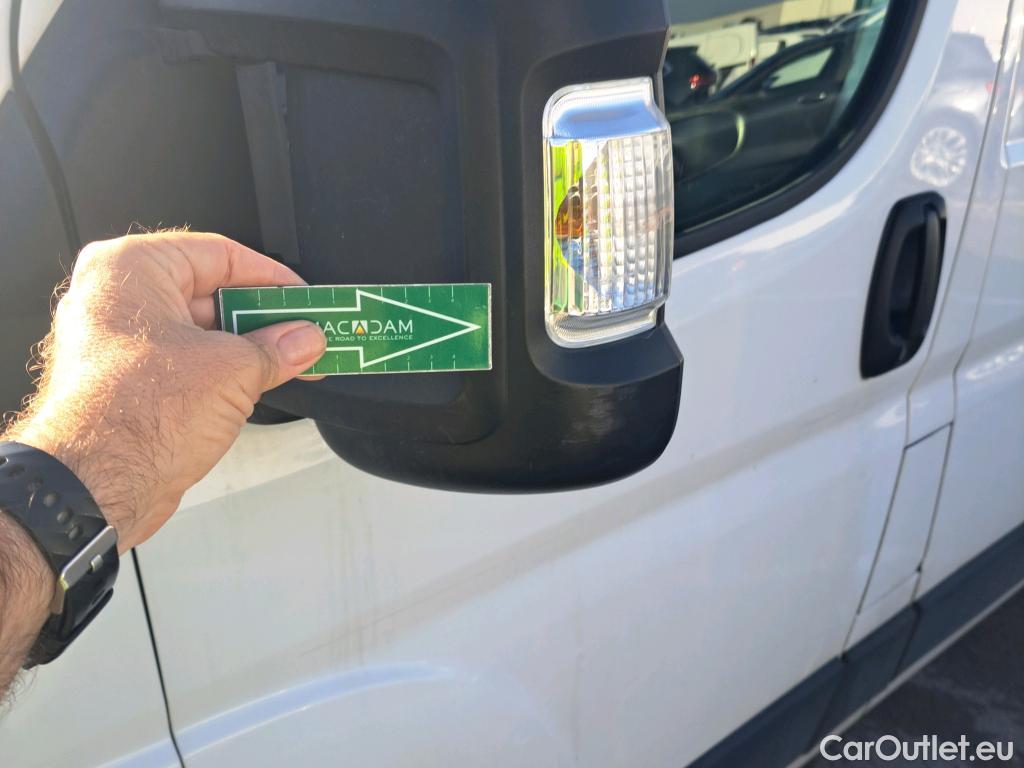  Fiat  Ducato FIAT  / 2014 / 4P / furgón 33 L2H2 2.3 Multijet 103kW (140CV) #40