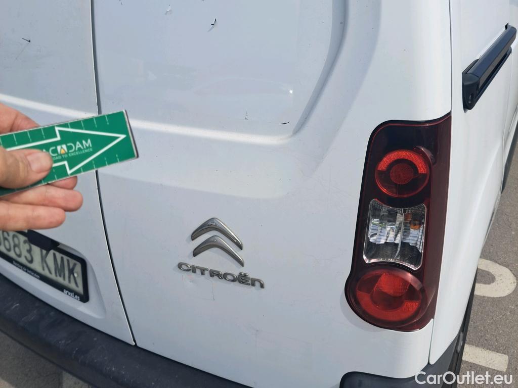  Citroen  Berlingo CITROEN  / 2015 / 3P / furgón derivado de turismo BlueHDi 74KW (100CV) #21