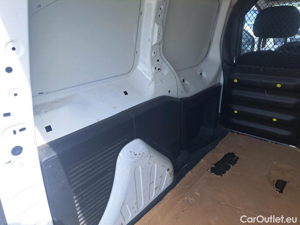  Citroen  Berlingo CITROEN  / 2015 / 3P / furgón derivado de turismo BlueHDi 74KW (100CV) #47