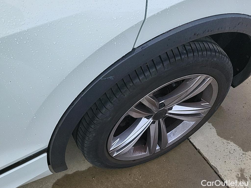  Volkswagen  Tiguan VOLKSWAGEN  / 2016 / 5P / todoterreno Sport 2.0 TDI 110kW (150CV) DSG #25
