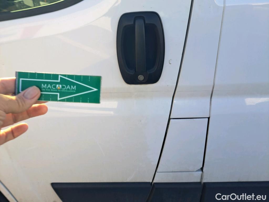  Fiat  Ducato FIAT  / 2014 / 4P / furgón 33 L2H2 2.3 Multijet 103kW (140CV) #42