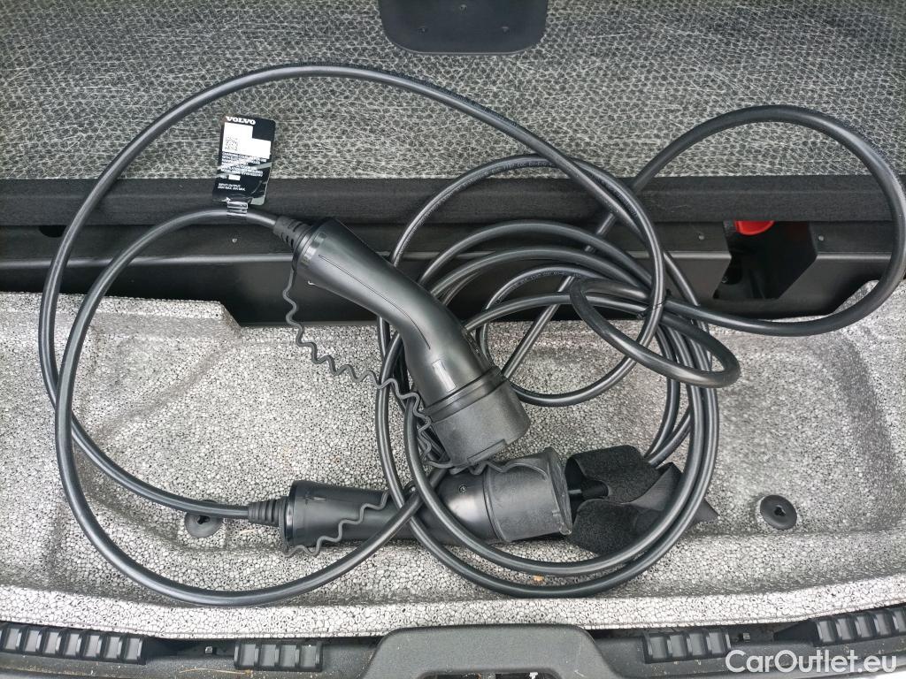  Volvo  XC60 VOLVO  / 2017 / 5P / todoterreno 2.0 T6 AWD Recharge Inscription Exp Auto #2